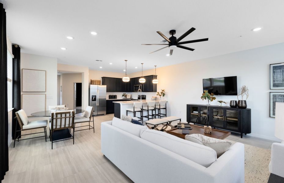 Representative furnished interior of a home built from the Trailwood - Exterior Unit by Pulte Homes in Lakehaven Estates, Clermont (Image 11). Representative furnished interior of a home built from the Trailwood - Exterior Unit by Pulte Homes in Lakehaven Estates, Clermont (Image 11).