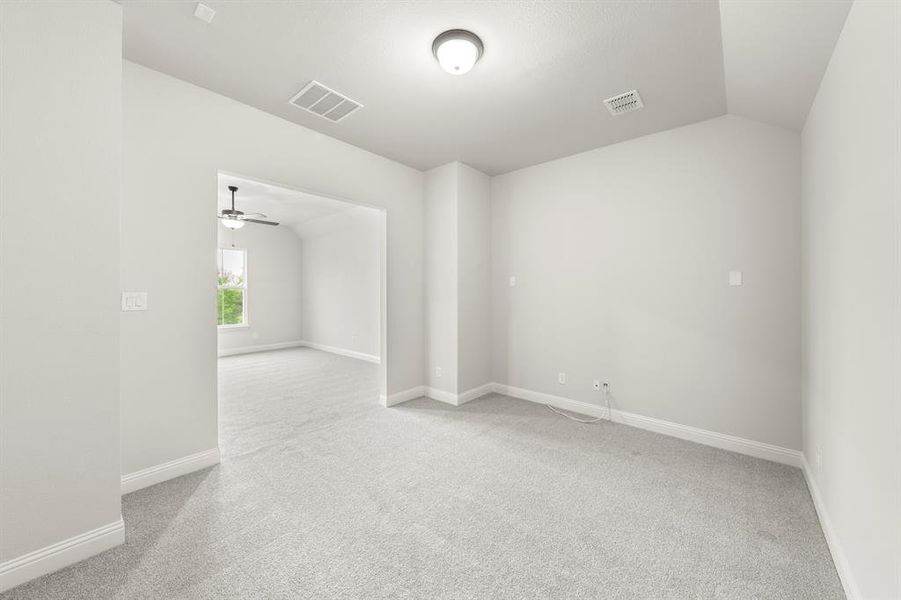 19. 9304 Blooming Ivy - Media 19. 9304 Blooming Ivy - Media