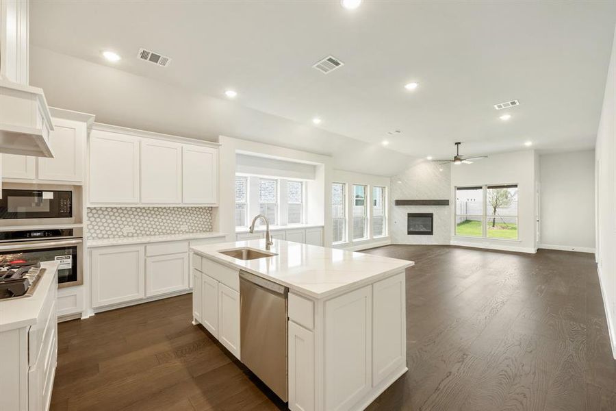 Furnished interior view inside a new home in Painted Tree Woodland District 50, McKinney (Image 4). Furnished interior view inside a new home in Painted Tree Woodland District 50, McKinney (Image 4).