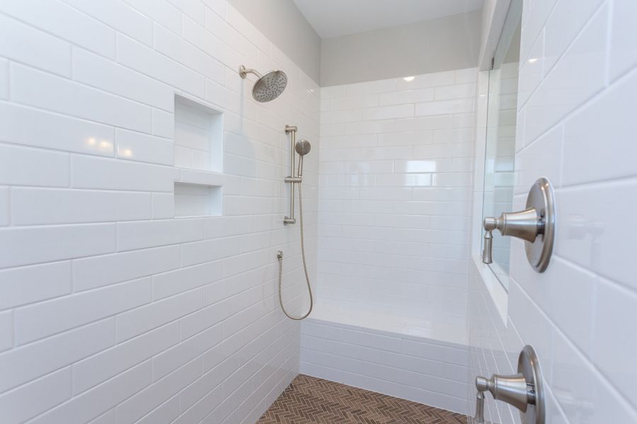 Representative interior finishes for a home built from the Statesville by Caruso Homes in Sauls Landing, Zebulon (Image 24). Representative interior finishes for a home built from the Statesville by Caruso Homes in Sauls Landing, Zebulon (Image 24).