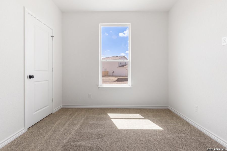 Spacious, unfurnished interior of a new home in Punta Verde, Converse (Image 24).
