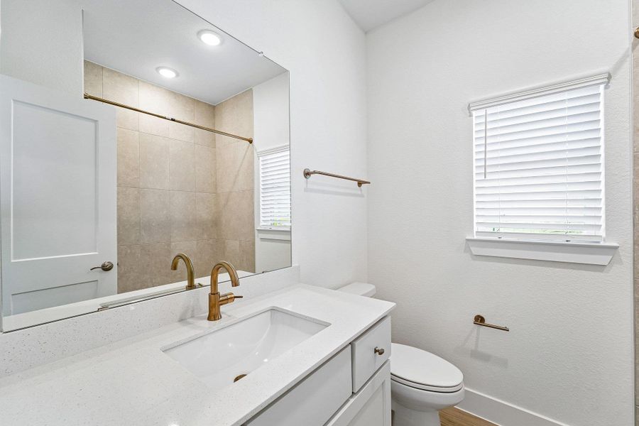 REPRESENTATIVE OF FLOOR PLAN ONLY REPRESENTATIVE OF FLOOR PLAN ONLY