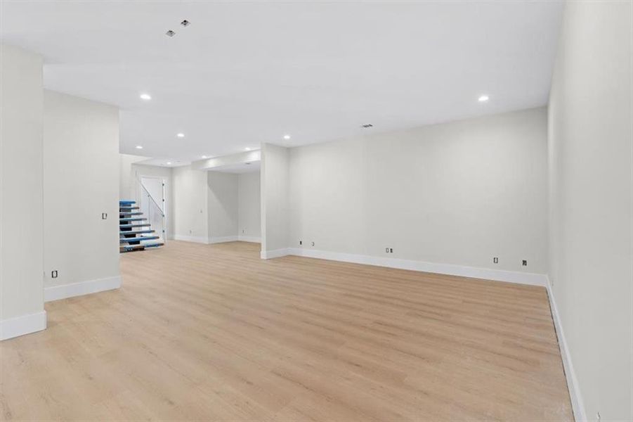 Spacious, unfurnished interior of a new home in , Marietta (Image 47).
