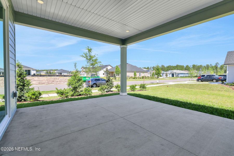 Exterior details and patio area of a home in Hyland Trail, Green Cove Springs (Image 29).
