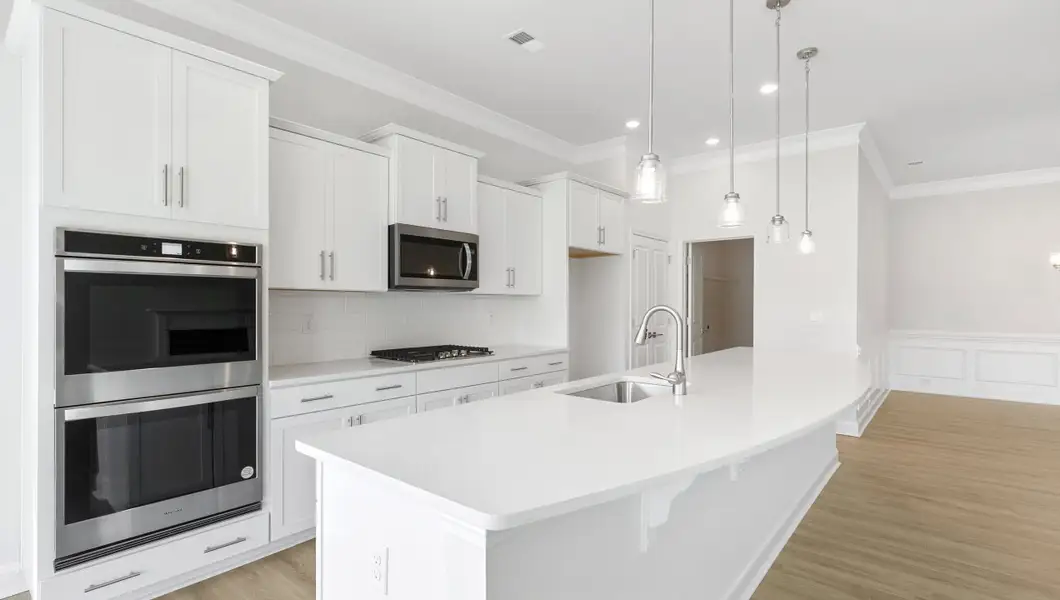 Furnished interior view inside a new home in Sunset Summits, Spartanburg (Image 8). Furnished interior view inside a new home in Sunset Summits, Spartanburg (Image 8).