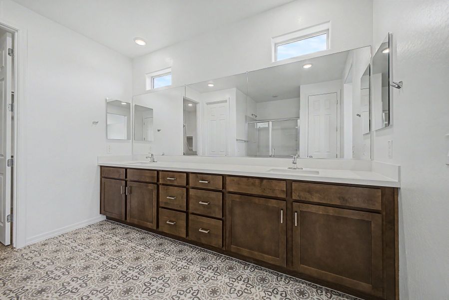 Furnished interior view inside a new home in Las Ventanas, Goodyear (Image 4).