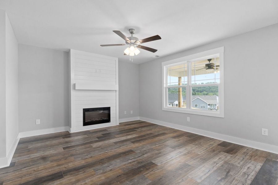 Representative unfurnished interior of a home built from the Kai by Rockwood Homes in New Hope Estates, Nashville (Image 9).