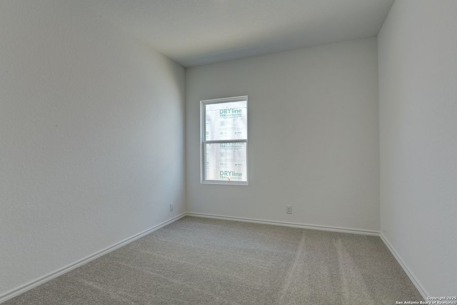 Spacious, unfurnished interior of a new home in Meadows at Hennersby Hollow 40's, San Antonio (Image 17). Spacious, unfurnished interior of a new home in Meadows at Hennersby Hollow 40's, San Antonio (Image 17).