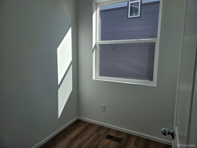 Spacious, unfurnished interior of a new home in , Brighton (Image 11).