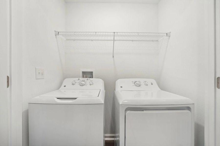 Representative interior finishes for a home built from the Nebula by Starlight Homes in Aster Towns, Summerville (Image 12).