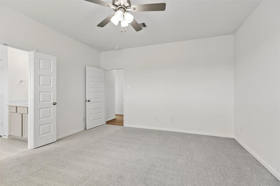Spacious, unfurnished interior of a new home in Cypress Green, Hockley (Image 26). Spacious, unfurnished interior of a new home in Cypress Green, Hockley (Image 26).