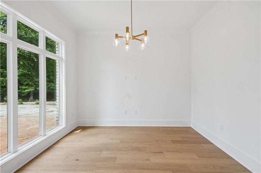 Spacious, unfurnished interior of a new home in , Alpharetta (Image 18).