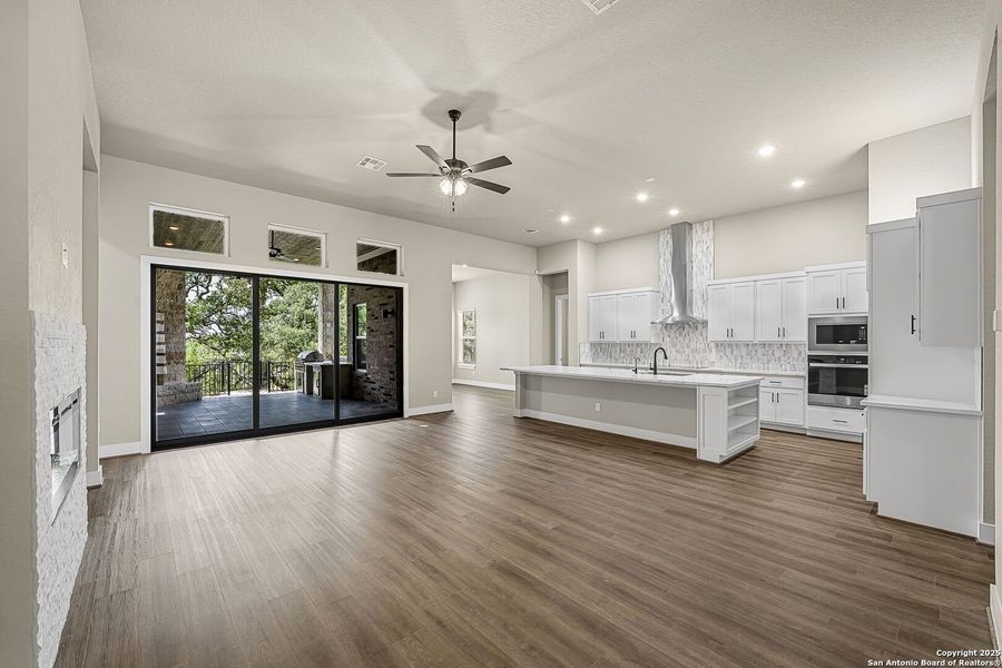 Furnished interior view inside a new home in Arbors at Fair Oaks, Fair Oaks Ranch (Image 11). Furnished interior view inside a new home in Arbors at Fair Oaks, Fair Oaks Ranch (Image 11).