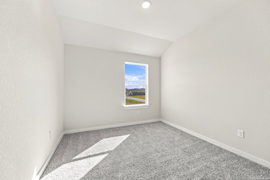 Spacious, unfurnished interior of a new home in Red Hawk Landing, San Antonio (Image 28).