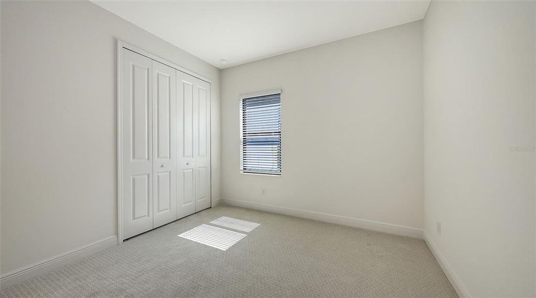 Spacious, unfurnished interior of a new home in Palm Grove, Lakewood Ranch (Image 20).