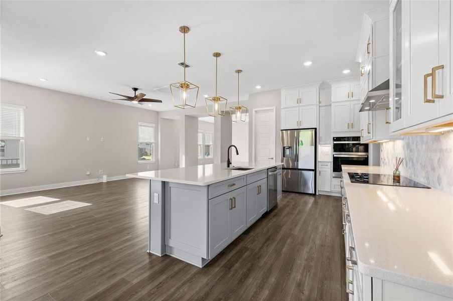 Furnished interior view inside a new home in , Winter Garden (Image 18).