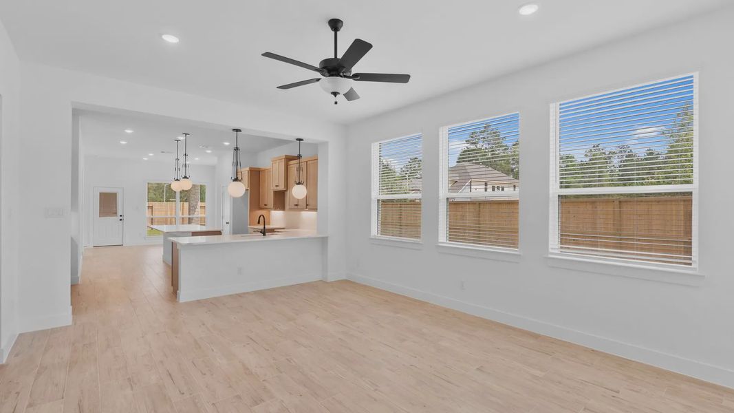 Spacious, unfurnished interior of a new home in Evergreen 40s, Conroe (Image 14). Spacious, unfurnished interior of a new home in Evergreen 40s, Conroe (Image 14).