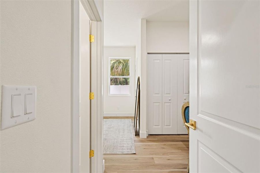Spacious, unfurnished interior of a new home in , Tampa (Image 20).