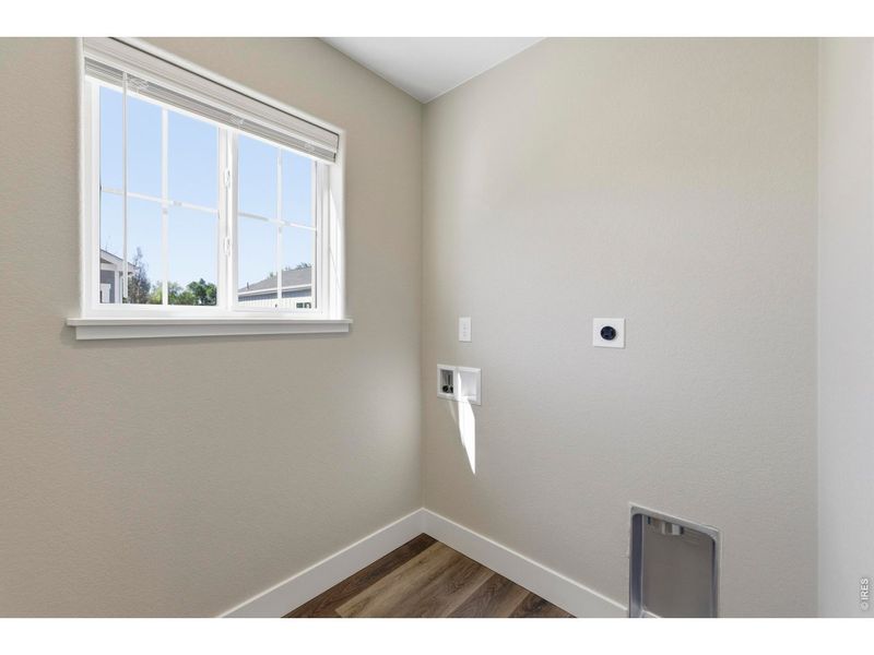 Spacious, unfurnished interior of a new home in , Loveland (Image 24).