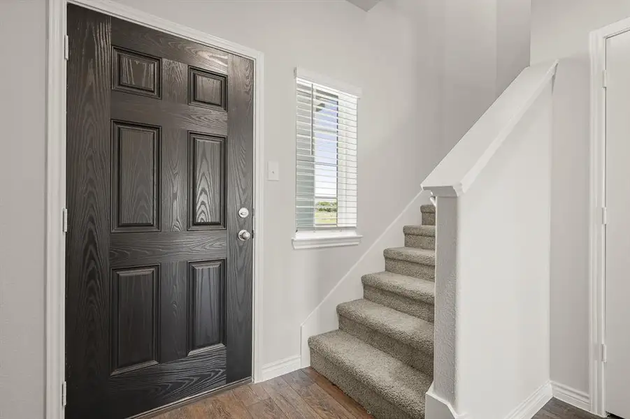 Furnished interior view inside a new home in Rocky Creek Crossing, Fort Worth (Image 8).