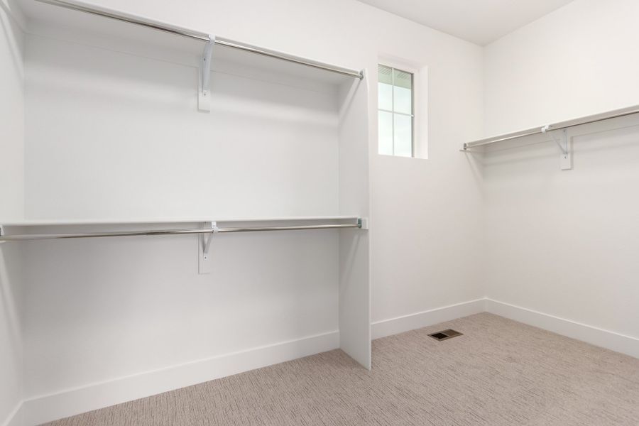 Spacious, unfurnished interior of a new home in West Grange, Longmont (Image 41).