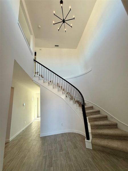 Spacious, unfurnished interior of a new home in Bridgeland 45', 50', 70', Cypress (Image 5). Spacious, unfurnished interior of a new home in Bridgeland 45', 50', 70', Cypress (Image 5).