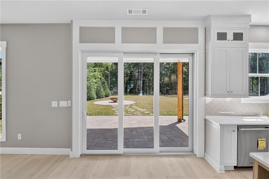 Spacious, unfurnished interior of a new home in , Stone Mountain (Image 133). Spacious, unfurnished interior of a new home in , Stone Mountain (Image 133).