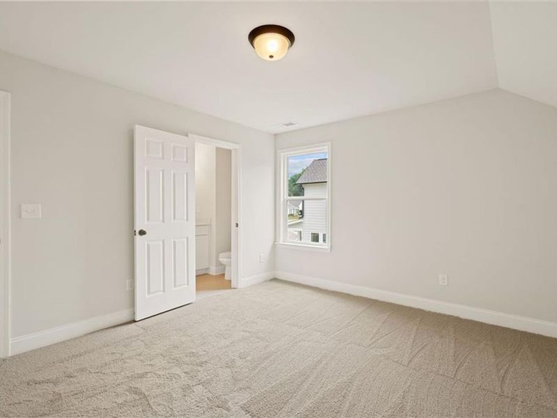Spacious, unfurnished interior of a new home in Wehunt Meadows, Hoschton (Image 26). Spacious, unfurnished interior of a new home in Wehunt Meadows, Hoschton (Image 26).