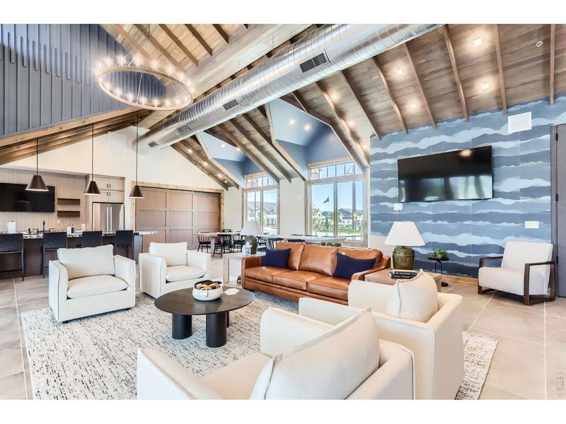 Community amenities in Mountain Brook, Longmont (Image 25).