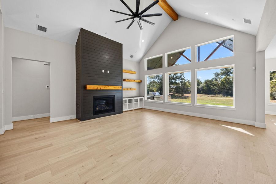 Spacious, unfurnished interior of a new home in , Bellville (Image 25). Spacious, unfurnished interior of a new home in , Bellville (Image 25).