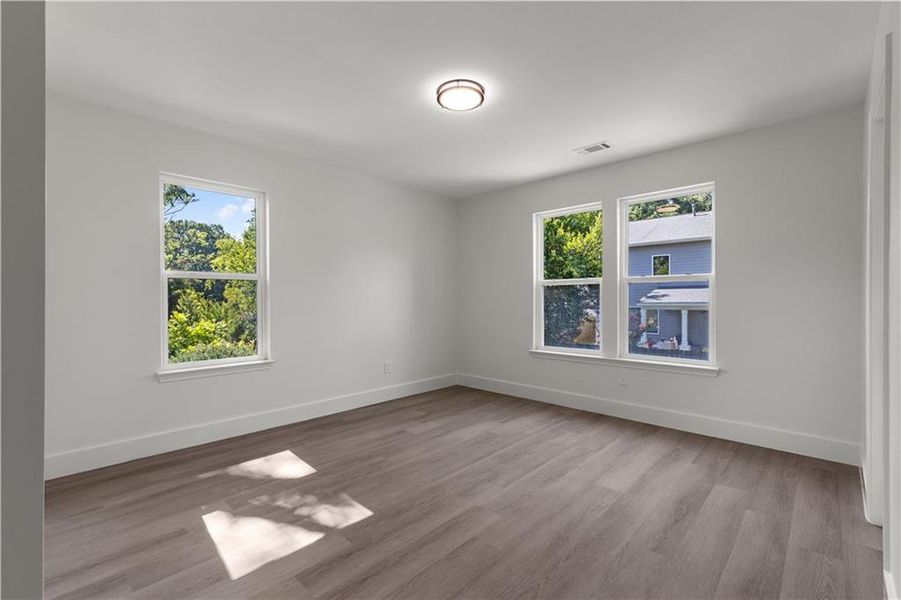 Spacious, unfurnished interior of a new home in , Scottdale (Image 26).