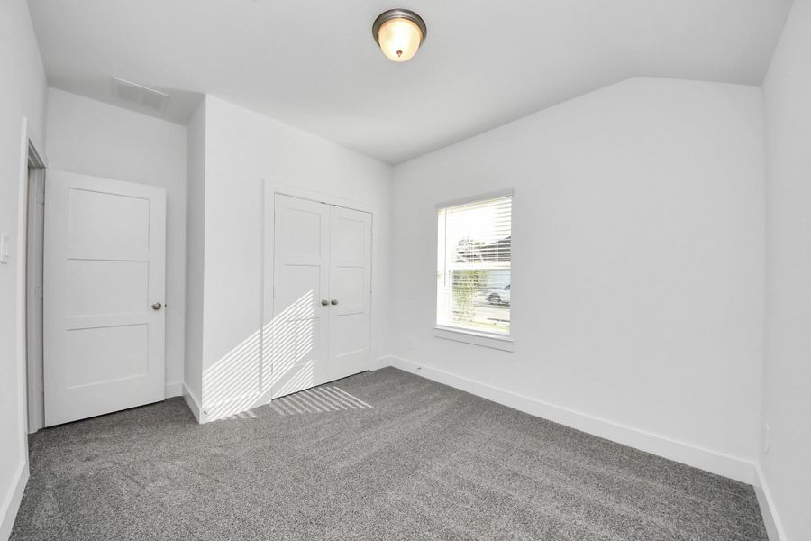 Spacious, unfurnished interior of a new home in Laurel Landing: Landmark Collection, Alvin (Image 28).