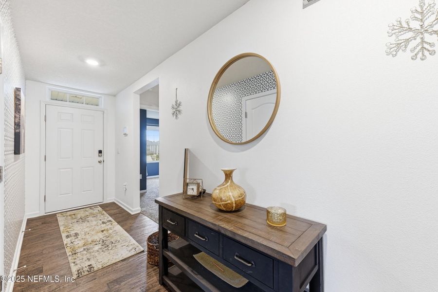 Furnished interior view inside a new home in Cross Creek Express, Green Cove Springs (Image 14). Furnished interior view inside a new home in Cross Creek Express, Green Cove Springs (Image 14).