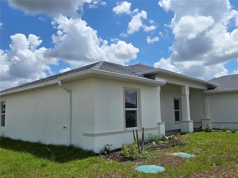 Exterior details and patio area of a home in , Cape Coral (Image 3).