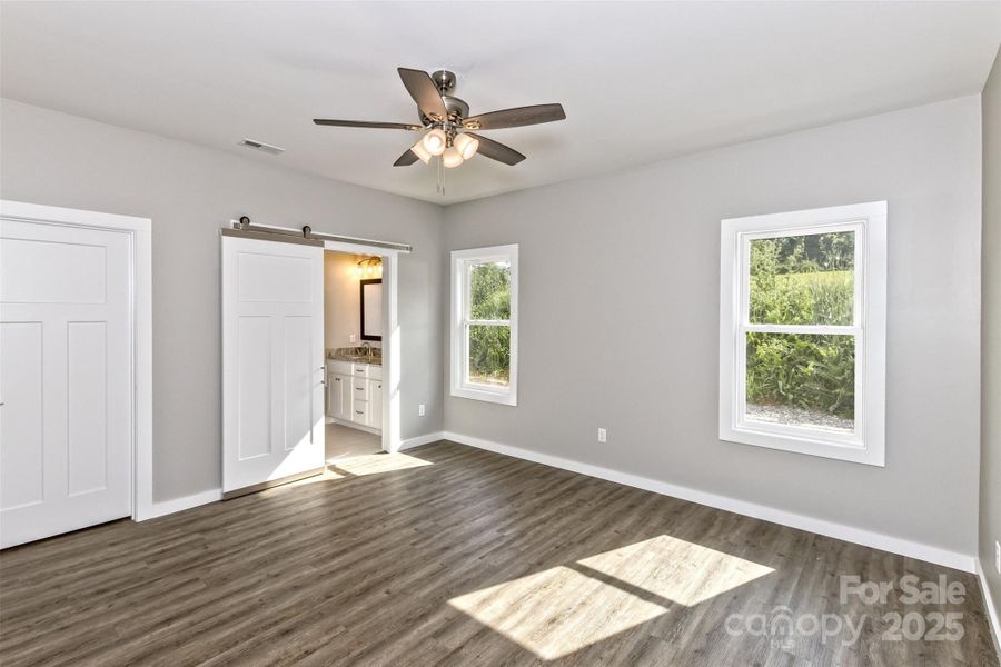 Spacious, unfurnished interior of a new home in , Clyde (Image 24). Spacious, unfurnished interior of a new home in , Clyde (Image 24).