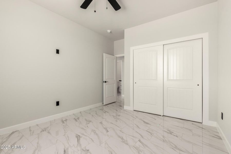 28 - 375TH 5536 28 - 375TH 5536