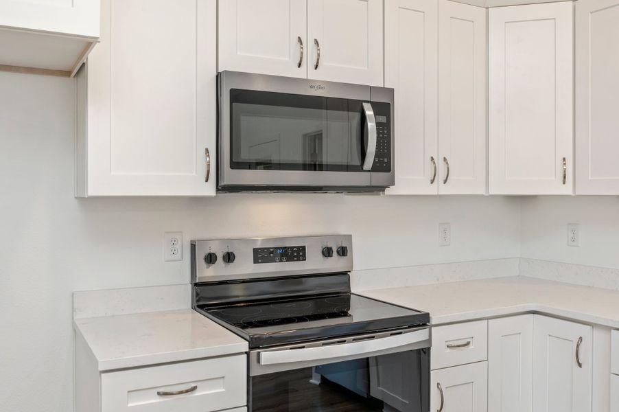 Representative furnished interior of a home built from the Franklin by CJL Homes in McCarthy Estates, Defuniak Springs (Image 6).