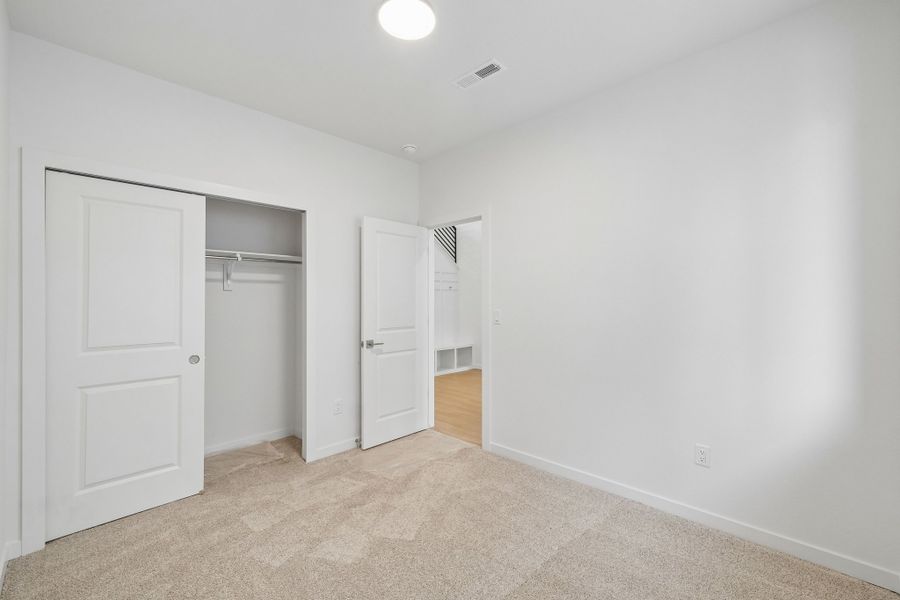 Spacious, unfurnished interior of a new home in Parkside at Victory Ridge, Colorado Springs (Image 37).