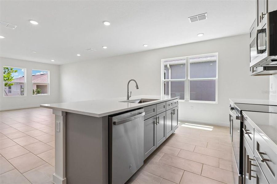 Furnished interior view inside a new home in Hamilton Bluff, Haines City (Image 10).