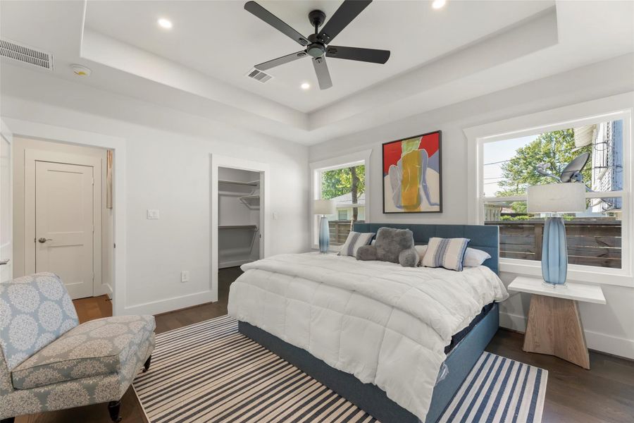 Vaulted Ceiling give you that extra touch