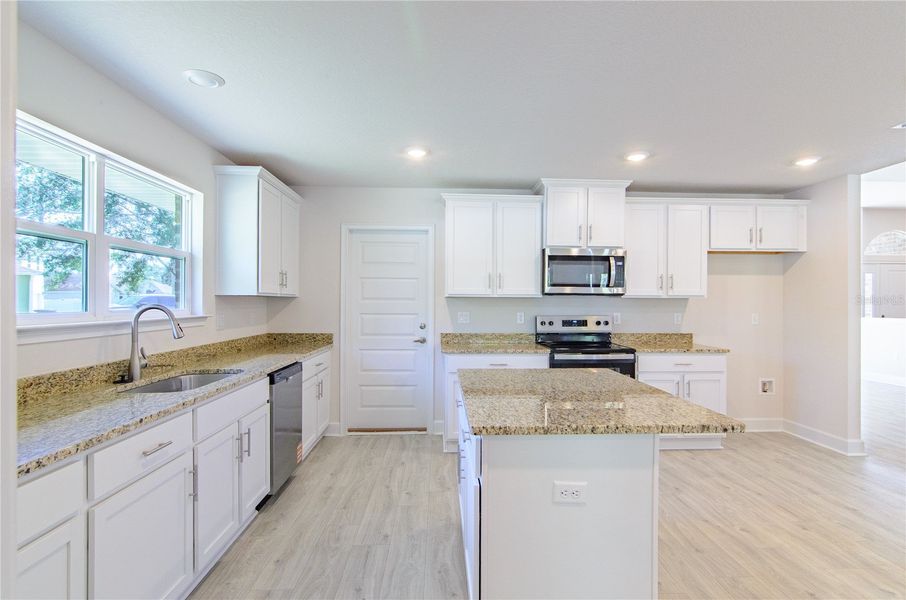 Furnished interior view inside a new home in Palm Coast, Palm Coast (Image 8).