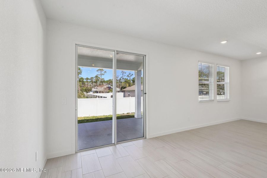 Spacious, unfurnished interior of a new home in Cypress Meadows - Signature Series, Jacksonville (Image 33).