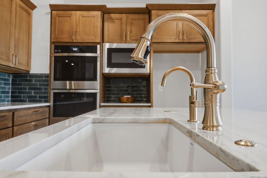Close-up of interior finishes inside a home in The Summit, San Antonio (Image 41).