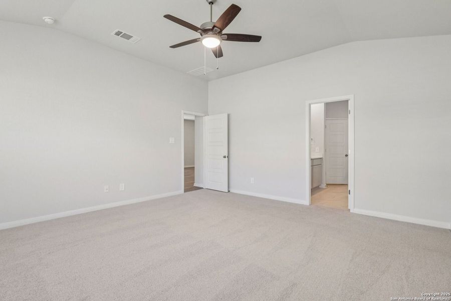 Spacious, unfurnished interior of a new home in Estancia Ranch - Premier Series, San Antonio (Image 45). Spacious, unfurnished interior of a new home in Estancia Ranch - Premier Series, San Antonio (Image 45).