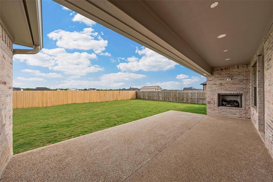 Exterior details and patio area of a home in , Robinson (Image 4).