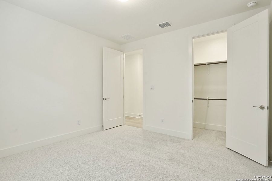 Spacious, unfurnished interior of a new home in Kinder Ranch 70's, San Antonio (Image 17). Spacious, unfurnished interior of a new home in Kinder Ranch 70's, San Antonio (Image 17).