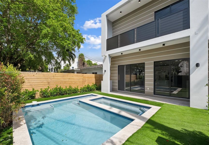 Exterior details and patio area of a home in , Miami (Image 3).
