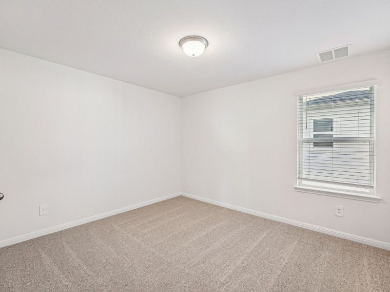 Spacious, unfurnished interior of a new home in Flora, Hutto (Image 14).