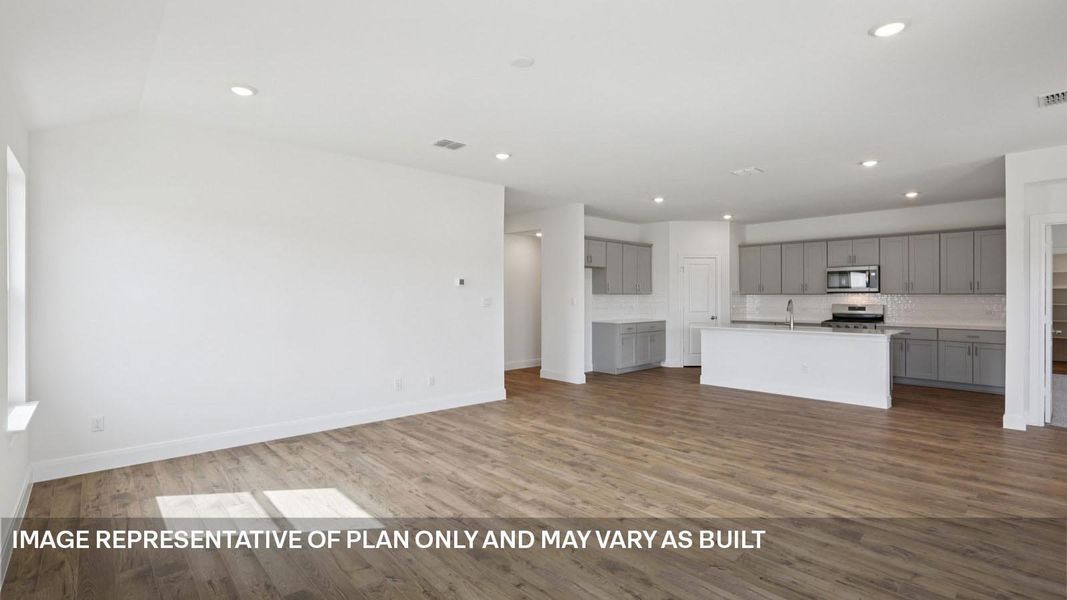 Representative unfurnished interior of a home built from the The Grayson by D.R. Horton in Railhead, Cedar Creek (Image 22).