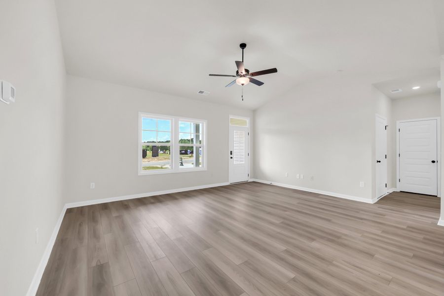 Representative unfurnished interior of a home built from the Charlotte II by Great Southern Homes in Briarfield, Conway (Image 15).